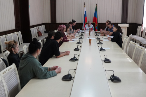 В администрации Дербента состоялось заседании комиссии по делам несовершеннолетних